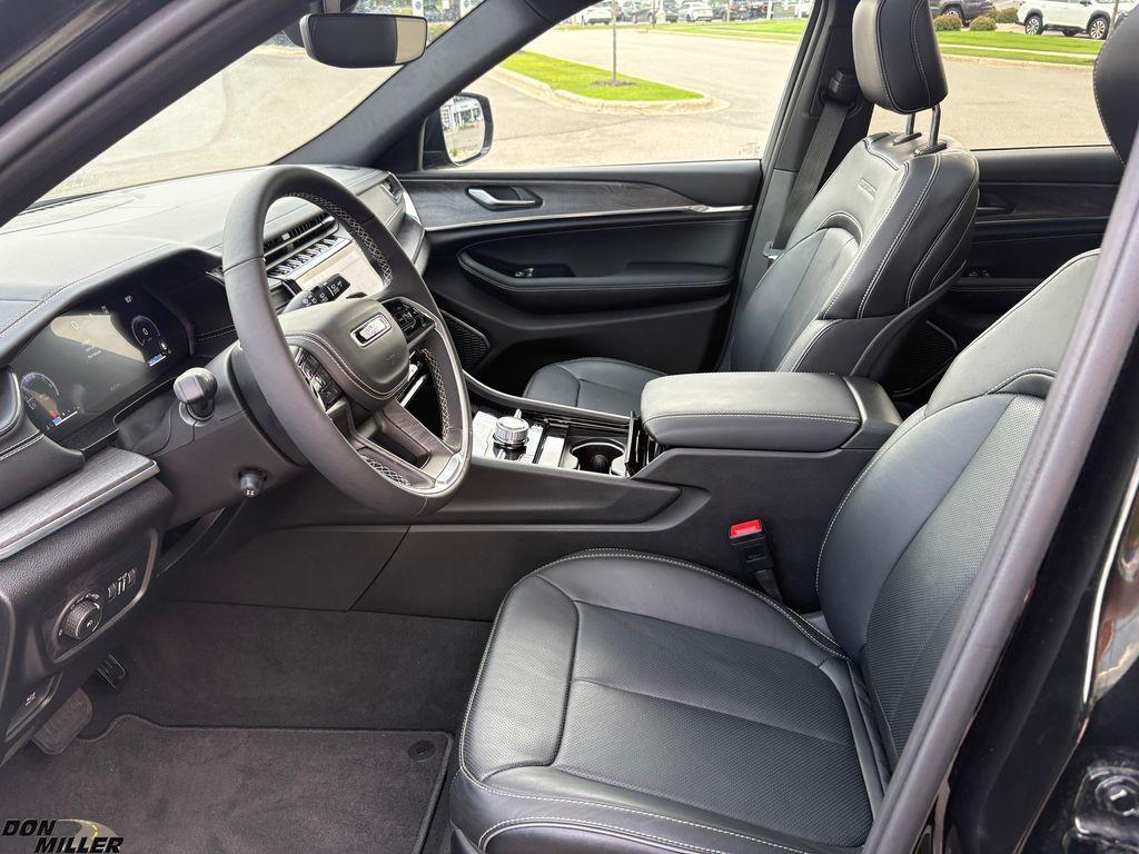 used 2025 Jeep Grand Cherokee L car, priced at $53,482