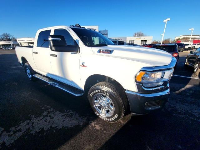 new 2024 Ram 3500 car, priced at $61,345