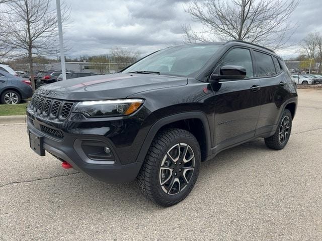 new 2024 Jeep Compass car, priced at $41,943