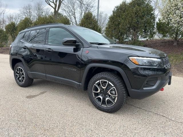 new 2024 Jeep Compass car, priced at $41,943