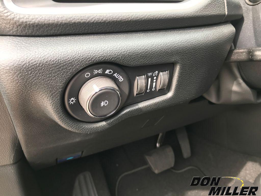 new 2025 Chrysler Pacifica car, priced at $42,492