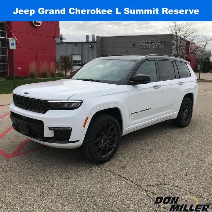 new 2025 Jeep Grand Cherokee L car, priced at $68,097