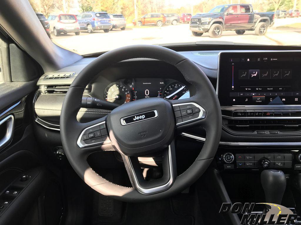 new 2024 Jeep Compass car, priced at $26,328