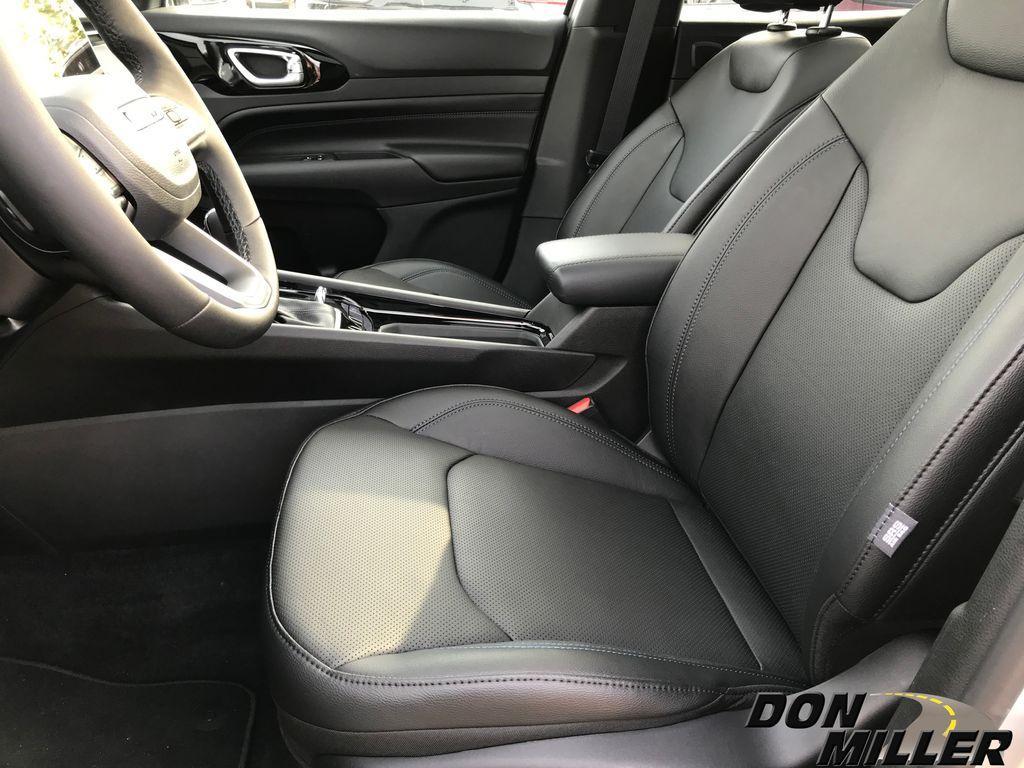 new 2025 Jeep Compass car, priced at $36,678