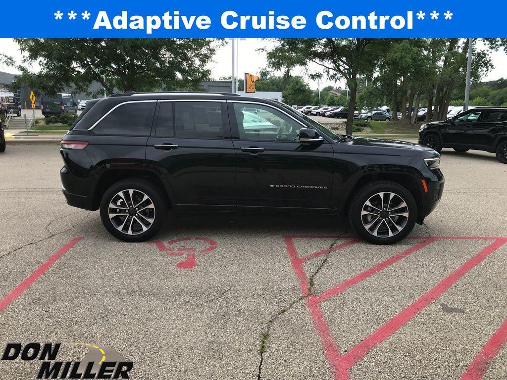 used 2022 Jeep Grand Cherokee car, priced at $37,139