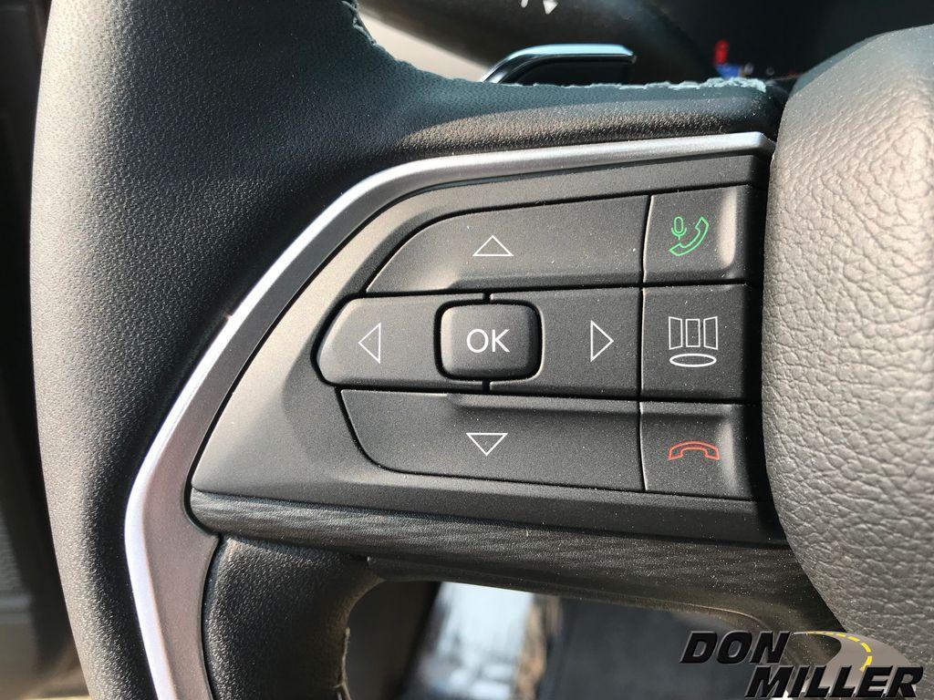 new 2025 Jeep Grand Cherokee L car, priced at $39,283