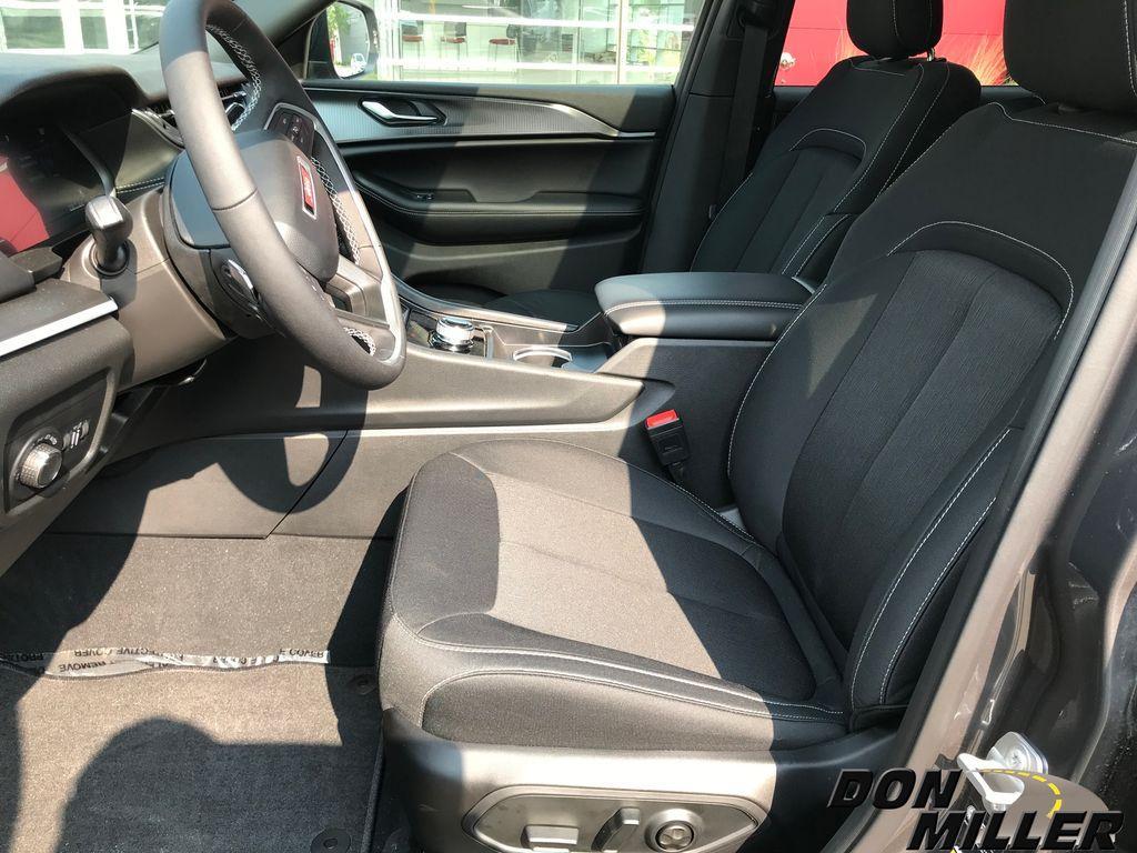 new 2025 Jeep Grand Cherokee L car, priced at $39,283