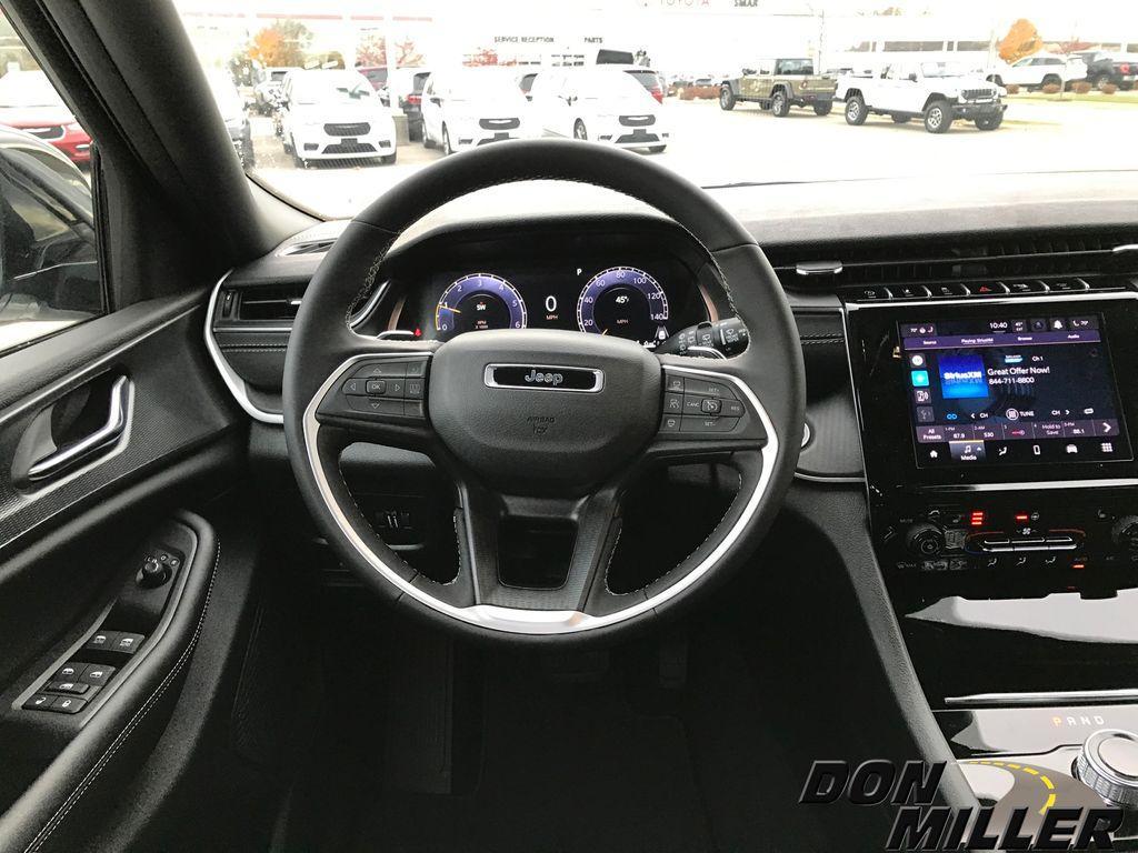 new 2025 Jeep Grand Cherokee L car, priced at $45,044