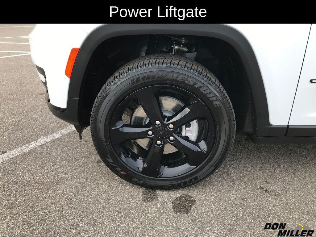 new 2025 Jeep Grand Cherokee L car, priced at $45,044