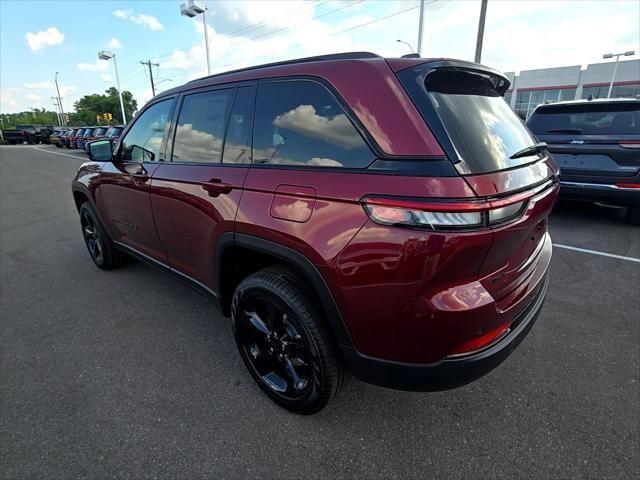 new 2024 Jeep Grand Cherokee car, priced at $44,898