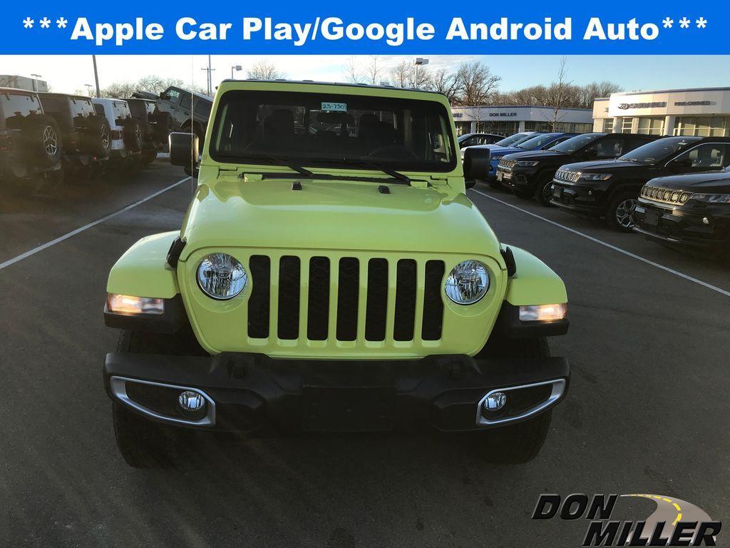 new 2023 Jeep Gladiator car, priced at $39,825