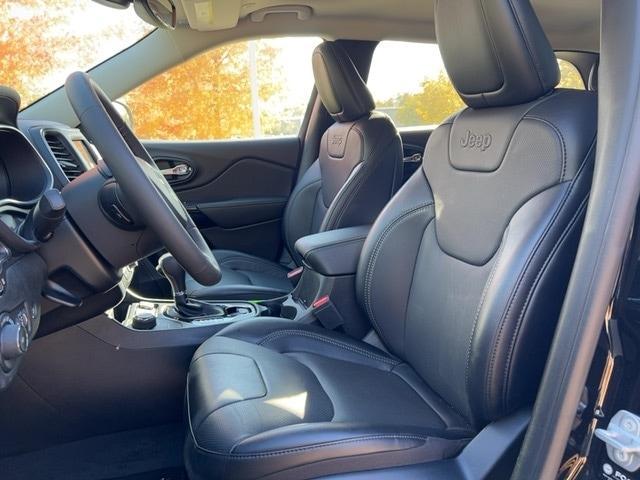 new 2023 Jeep Cherokee car, priced at $35,996