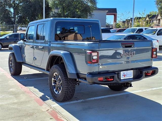 new 2026 Jeep Gladiator car, priced at $65,135