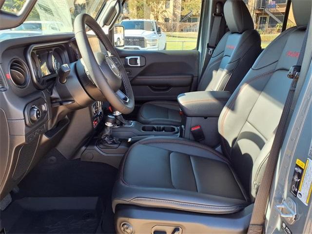 new 2026 Jeep Gladiator car, priced at $65,135