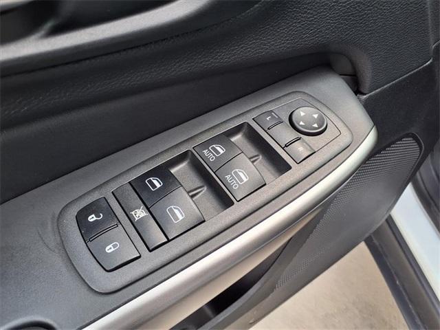 used 2022 Jeep Cherokee car, priced at $22,799