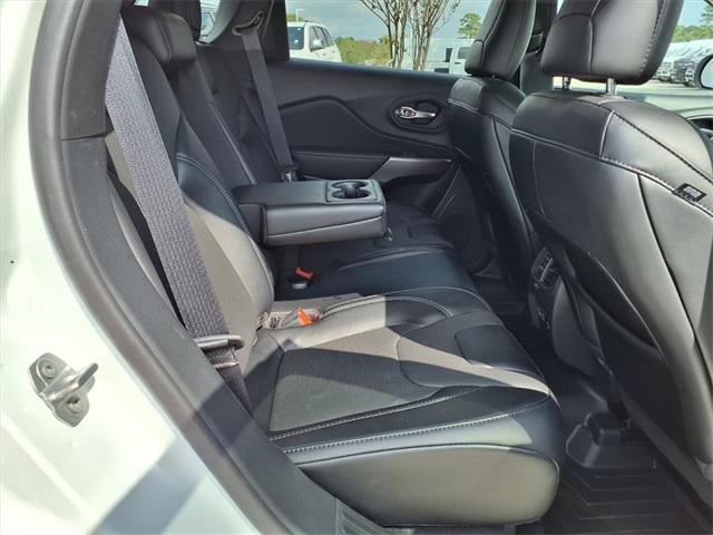 used 2022 Jeep Cherokee car, priced at $22,799