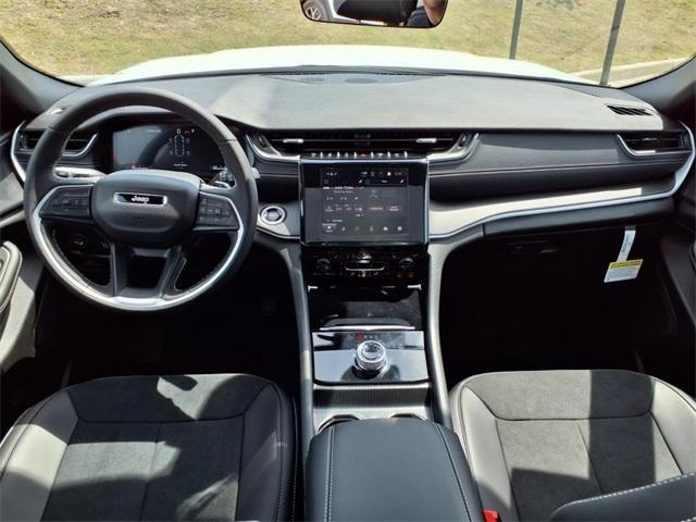 new 2025 Jeep Grand Cherokee L car, priced at $40,435