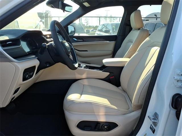 new 2025 Jeep Grand Cherokee L car, priced at $49,235