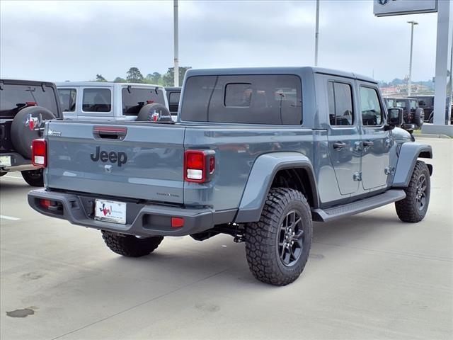new 2025 Jeep Gladiator car, priced at $42,505