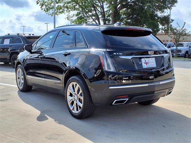 used 2021 Cadillac XT5 car, priced at $28,113