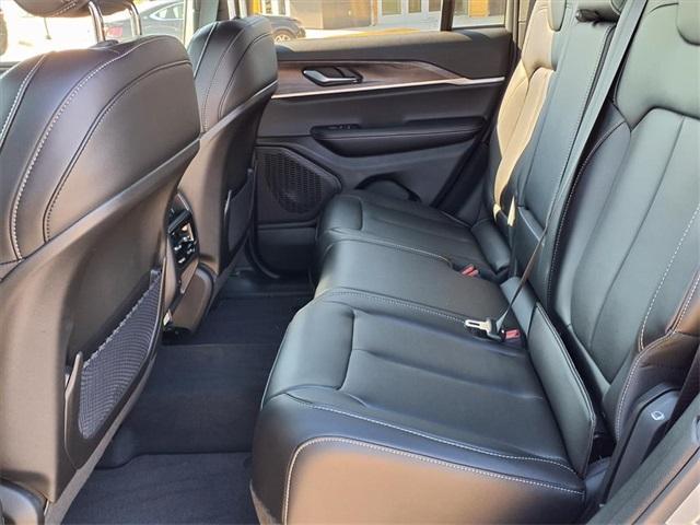 new 2025 Jeep Grand Cherokee car, priced at $44,265