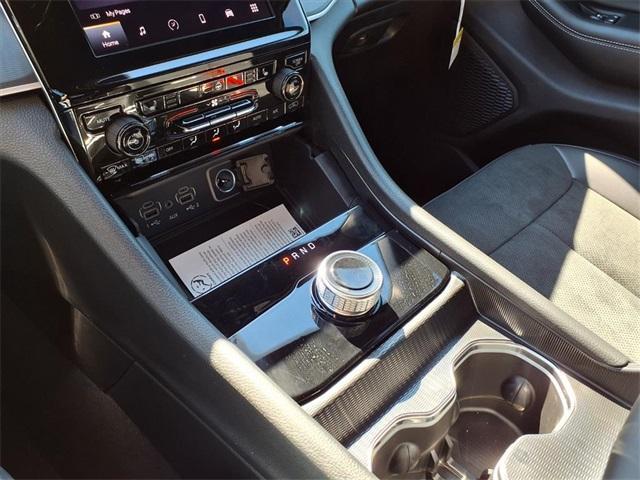 new 2025 Jeep Grand Cherokee L car, priced at $41,357