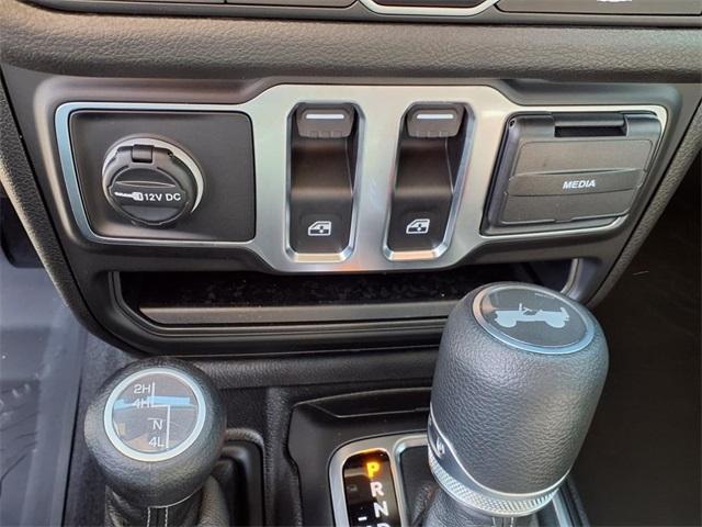 new 2025 Jeep Wrangler car, priced at $32,555
