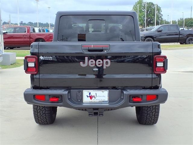 new 2025 Jeep Gladiator car, priced at $45,652