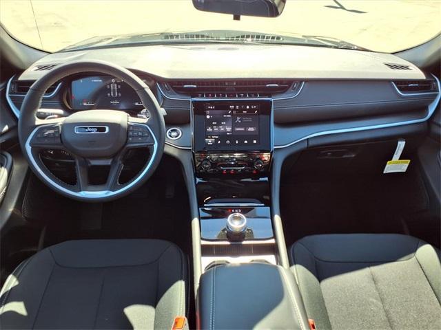 new 2025 Jeep Grand Cherokee car, priced at $37,953