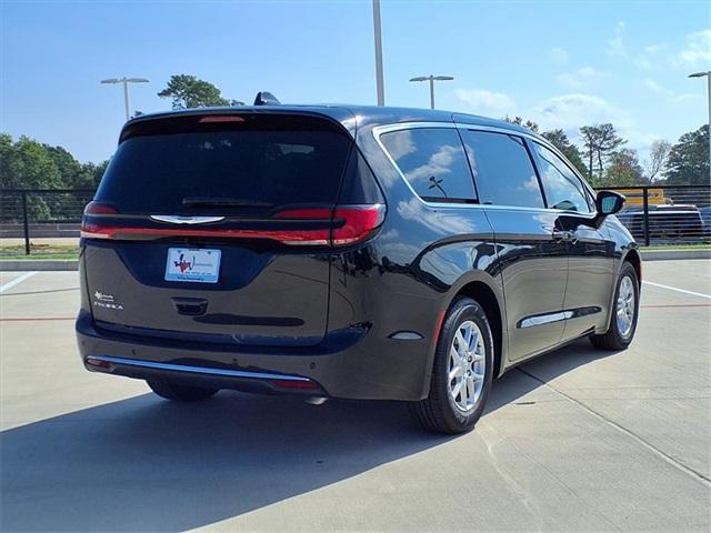 new 2026 Chrysler Pacifica car