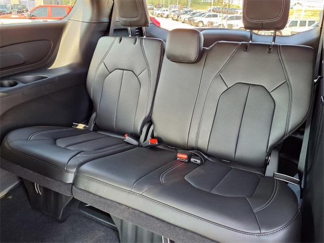 new 2026 Chrysler Pacifica car