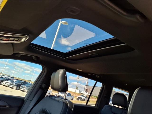 new 2025 Jeep Grand Cherokee L car, priced at $39,557