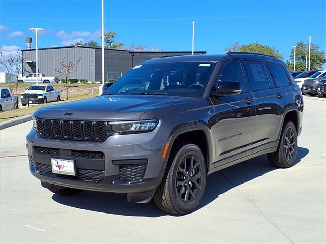 new 2025 Jeep Grand Cherokee L car, priced at $39,557