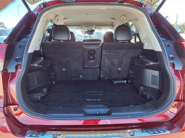 used 2020 Nissan Rogue car, priced at $18,991