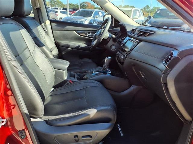 used 2020 Nissan Rogue car, priced at $18,991