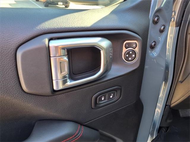 new 2025 Jeep Wrangler car, priced at $61,260