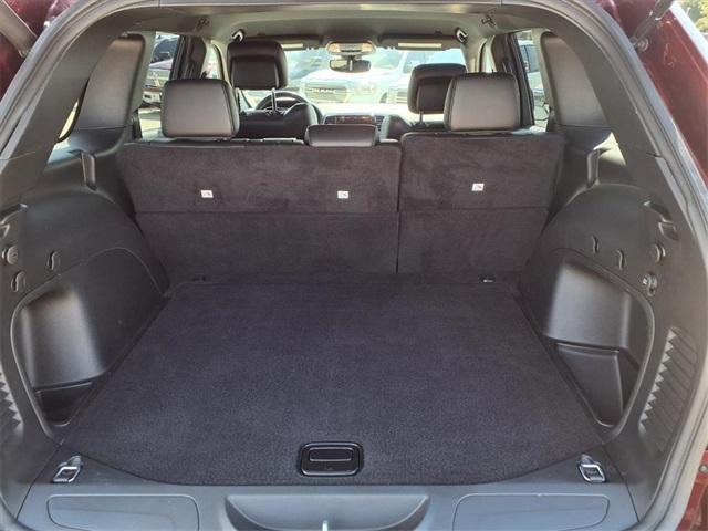 used 2022 Jeep Grand Cherokee WK car, priced at $25,285