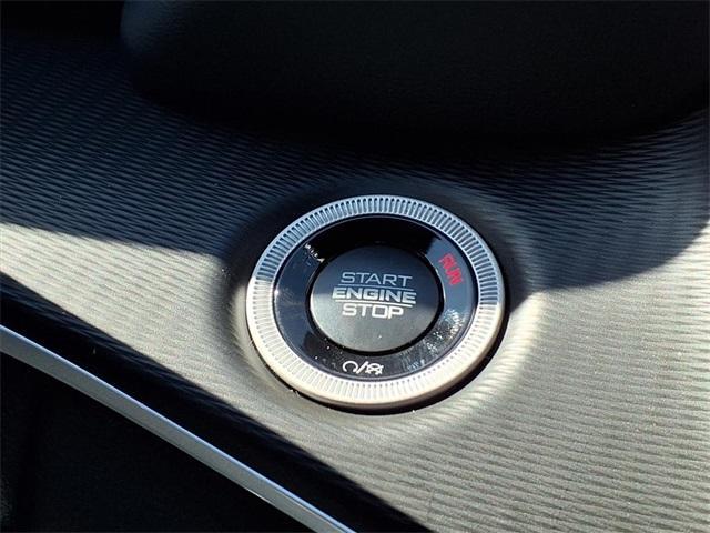 new 2025 Jeep Grand Cherokee car, priced at $42,183