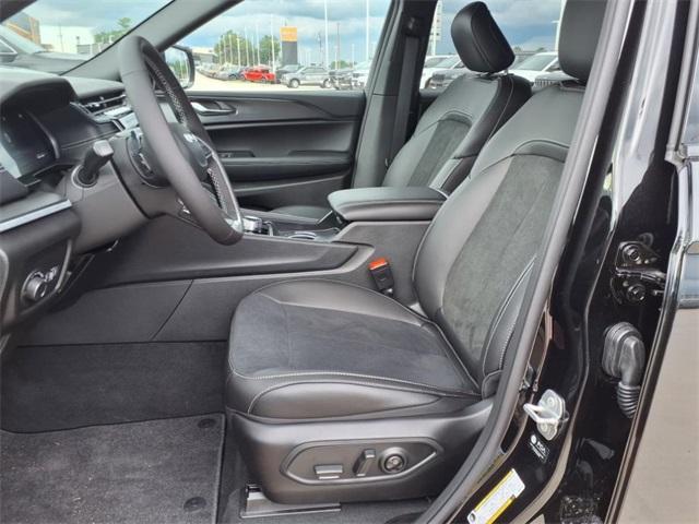new 2025 Jeep Grand Cherokee L car, priced at $38,473