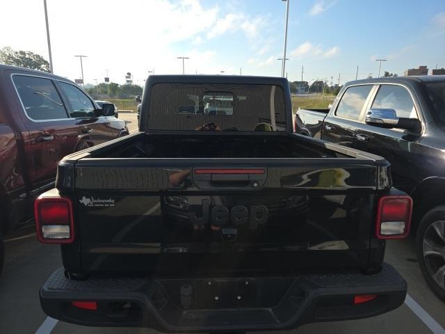 used 2022 Jeep Gladiator car, priced at $29,232
