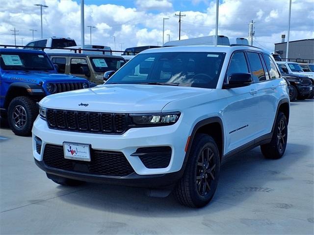 new 2025 Jeep Grand Cherokee car, priced at $37,185