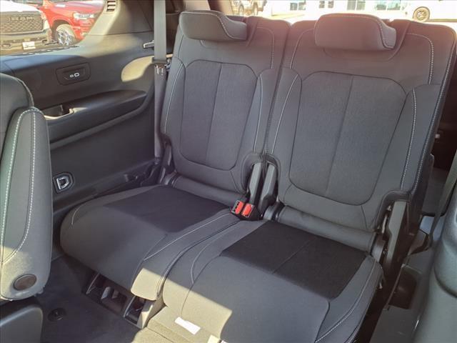 new 2025 Jeep Grand Cherokee L car, priced at $38,425