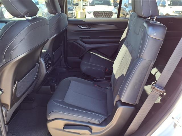 new 2025 Jeep Grand Cherokee L car, priced at $38,425