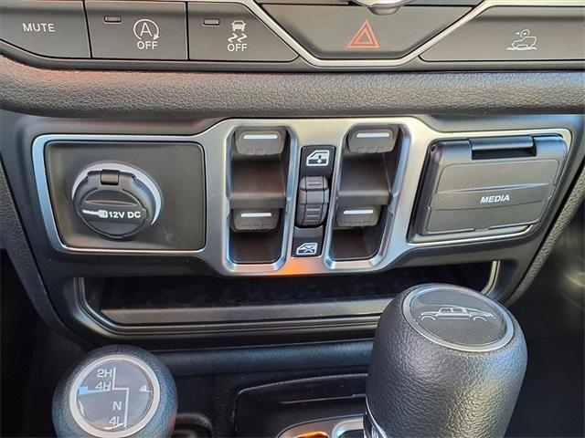 new 2026 Jeep Gladiator car, priced at $51,090