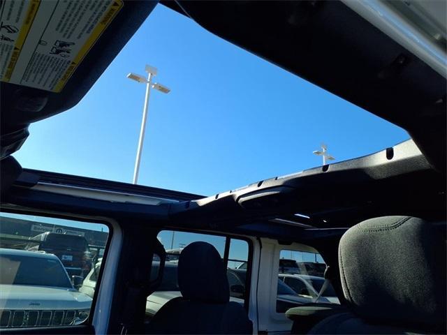 new 2026 Jeep Wrangler car, priced at $51,917