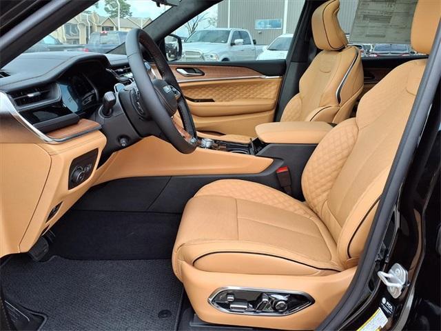 new 2025 Jeep Grand Cherokee L car, priced at $65,846