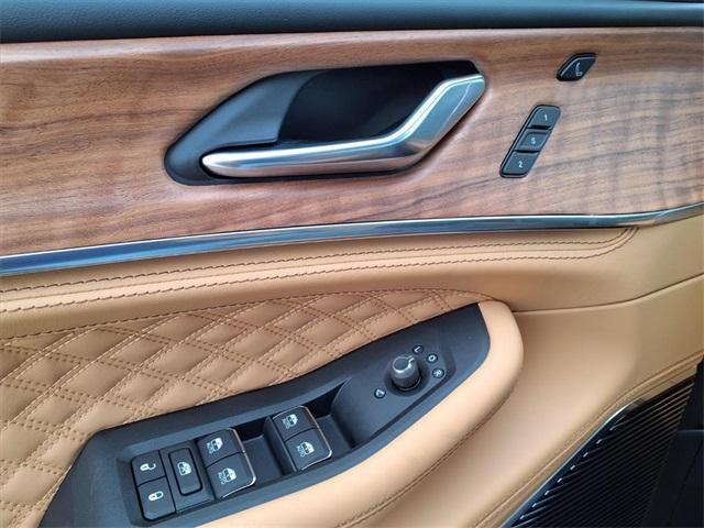 new 2025 Jeep Grand Cherokee L car, priced at $65,846