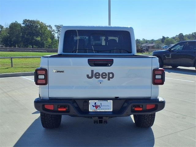 new 2025 Jeep Gladiator car, priced at $44,525