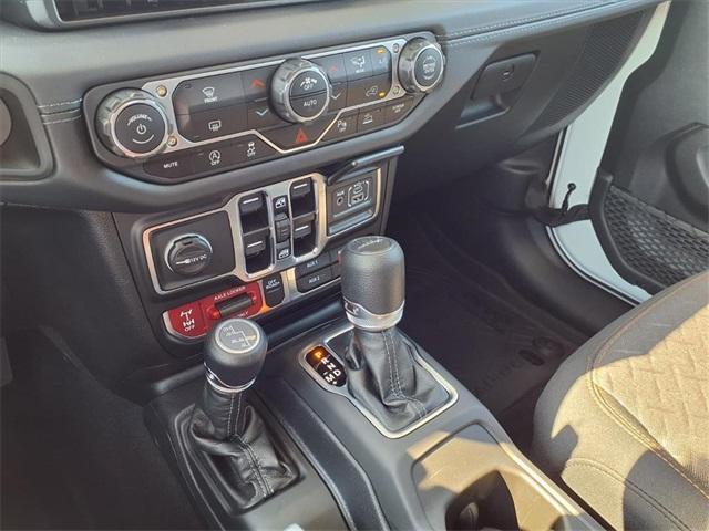 new 2025 Jeep Gladiator car, priced at $44,525