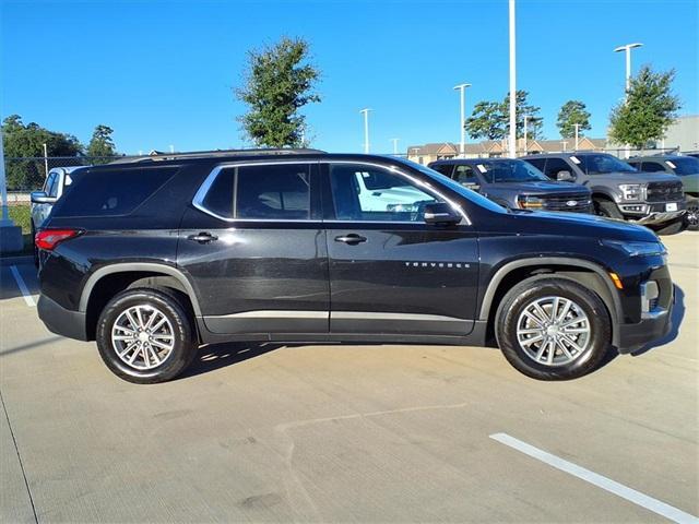 used 2023 Chevrolet Traverse car, priced at $25,072